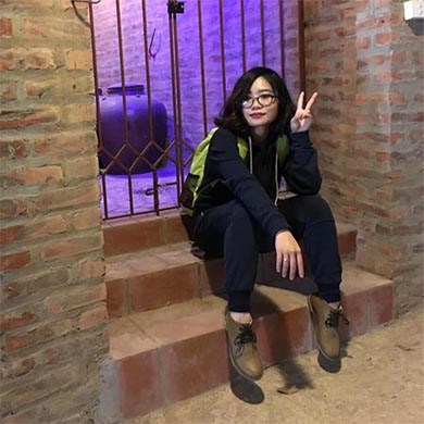 NGO KHANH HUYEN